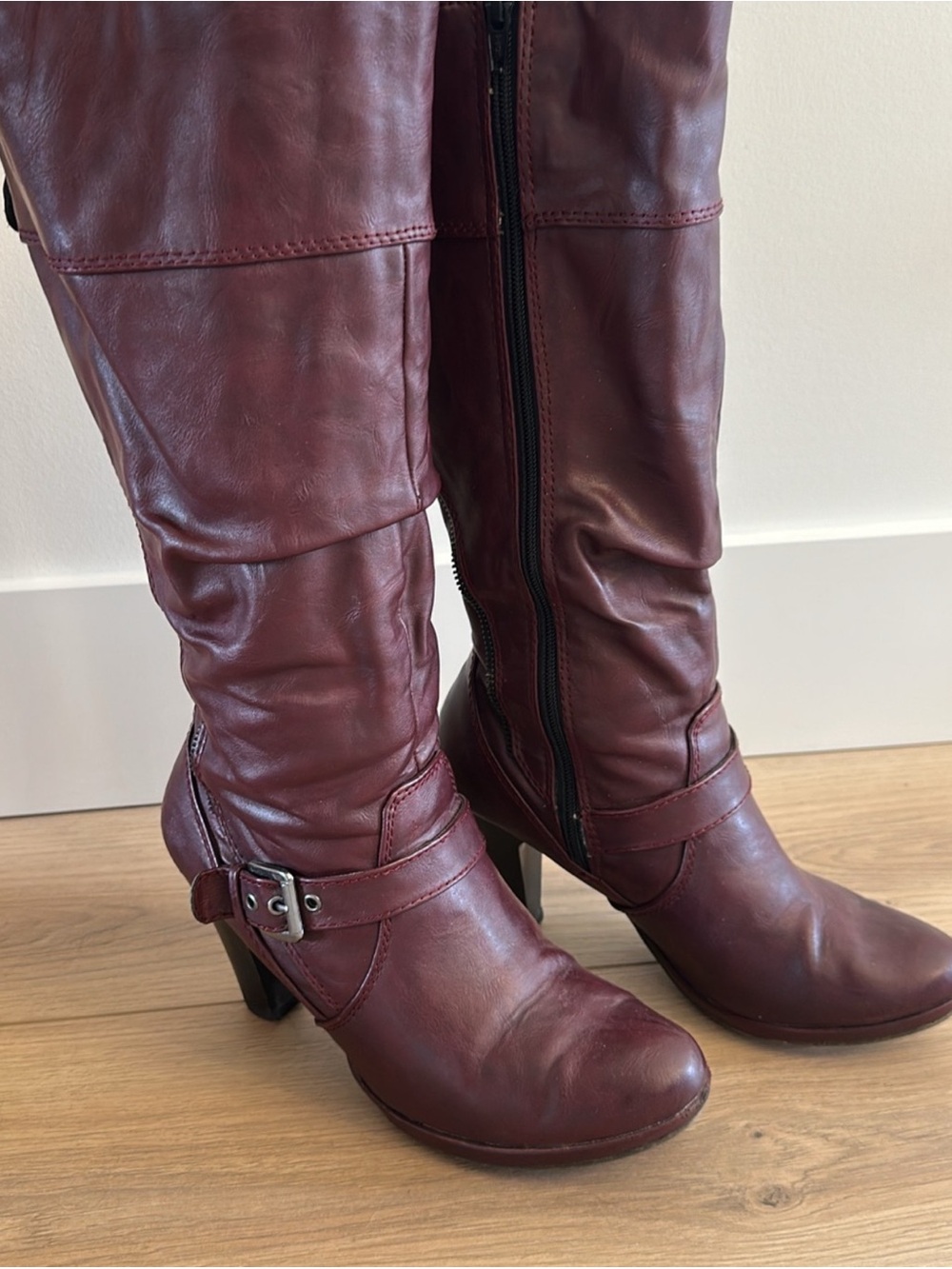 K Studio Y2K Burgundy Knee High Boots Size 9 Buckle Heel